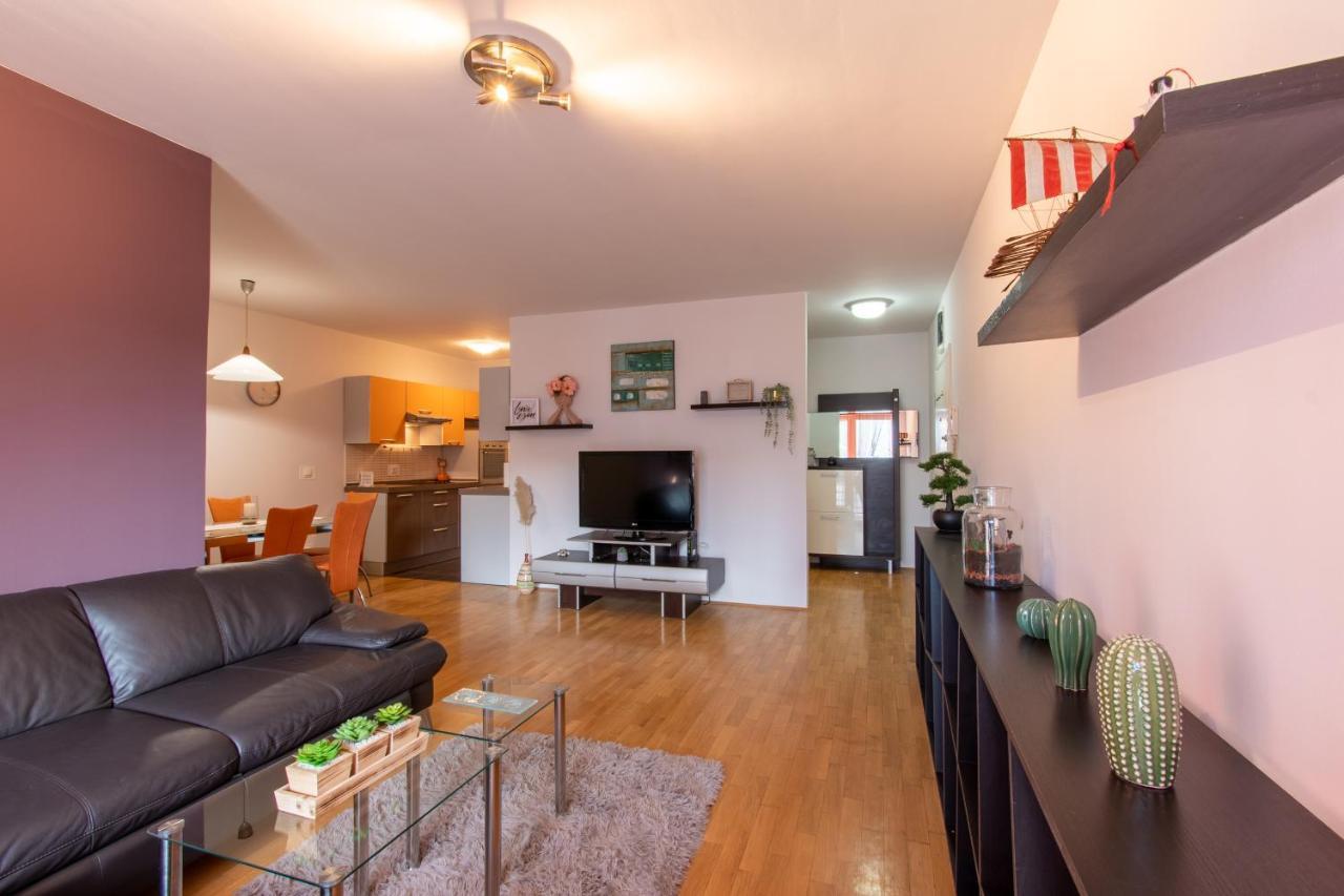 Flexible Selfcheckins 31 - Zagreb - Garage - Loggia - New Apartman Kültér fotó