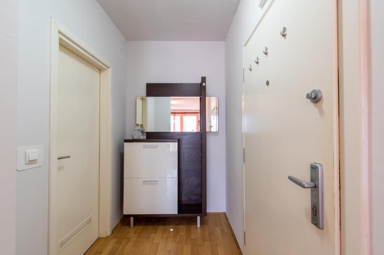 Flexible Selfcheckins 31 - Zagreb - Garage - Loggia - New Apartman Kültér fotó